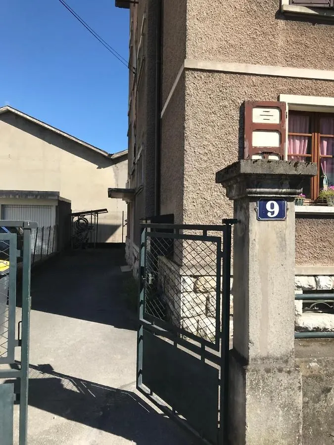 Appartamento Un Petit Bout De Reve, Balcon, Parking & Proche Centre Annecy